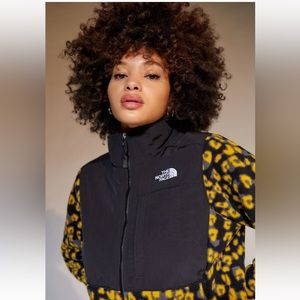 [AUTHENTIC] The North Face Printed Denali 2 Jacket